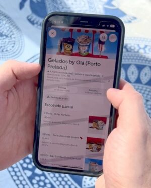 João Pedro Bernardes Instagram - Provámos as novidades dos gelados Olá no vídeo que acabou de sair no canal! 🍦

E se te dissermos que podes ter todos estes @olagelados à tua porta em minutos? E com um mega desconto?! 👀

Entra na loja ‘Gelados by Olá’ na Uber Eats e tem uma oferta de 5€ numa compra igual ou superior a 15€, usando o código OLACARACOROA 🤍

Podes usufruir da promo apenas até ao dia 31 de Maio‼️

De que estás à espera? Pede já os teus gelados e diz-nos nos comentários qual gostaste mais! 🤤

O link do vídeo está na bio! 
.
.
.
P U B 
#OLÁ #Cornetto #Magnum #MagnumIceCream #BenAndJerrys #Gelado #Gelados #IceCream #food #foodies