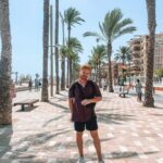 João Pedro Bernardes Instagram – 8 dias de 🤍🍸🌊🌞🍦

ps. a foto 9 está… 🥹👶🏼
.
.
.
#caracoroablog #beach #lifestyle #outfit #youtuber #vlogger #explore #igersportugal #portugal #spain #visitspain #alicante #couple #lgbt Alicante, España