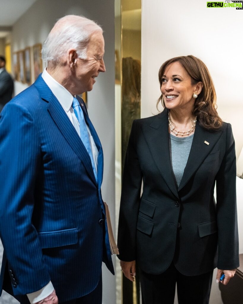 Joe Biden Instagram - This month, the American people voted to protect our fundamental freedoms like the right to choose. They voted to protect our democracy. They voted against the extremism of our opponents. They voted for the progress that @KamalaHarris and I have been making.
