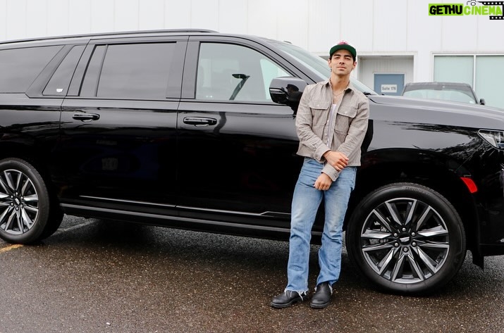 Joe Jonas Instagram - I am pumped to announce our partnership with @turo 🚗 where fans in Miami, Vancouver and Montreal can book a car hosted by me for a sweet VIP experience. You will snag VIP tickets and we’ll hang before the concert. 🤘 Starting on Oct 12 at 1pm ET you can book the below cars - head to turo.com/thejonasbrothers for more info. Show dates: 🌇 Miami — October 14 🚙 My personal Cadillac Escalade-V 🌇 Vancouver — November 11 🚙 Tesla Model 3 🌇 Montreal — December 1 🚙 Ford Mustang Mach-E