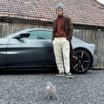 Joe Sugg Instagram - ‘Catch the pigeon’ is a lot easier when you’re in an @astonmartinlagonda. As a friend of the brand, I was very lucky to be loaned this beautiful vantage over the Christmas break so I could drive back to catch up with friends and family.❤️ #astonmartin #vantage #intensitydriven