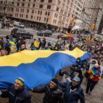 Joey King Instagram - I don’t have many words. But #istandwithukraine and I feel that so strongly in my heart. link in my bio for ways you can help.