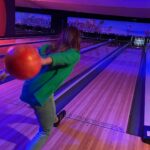 Joey King Instagram - A whirlwind of less than 24 hours in LA for moms birthday!!!!! And reuniting with @kelliisking and @moyk9 since they got engaged and Kelli turned 30!!!!!!! I love my family so much. Happy birthday mama (and Kelli!) also I got 4 strikes and I’m so lucky the bowling alley didn’t have fireball for celebratory shots cuz I’d be on the darn tootin floor !!!!!!!!