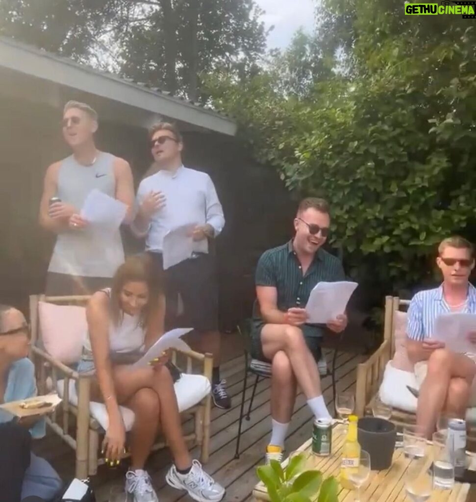 Johannes Nymark Instagram - Musik i Lejet var fyldt med dejlige mennesker ❤️❤️ Har ikke taget et eneste billede selv, så her er nogle stjålne🤗 Elsker sommer☀️