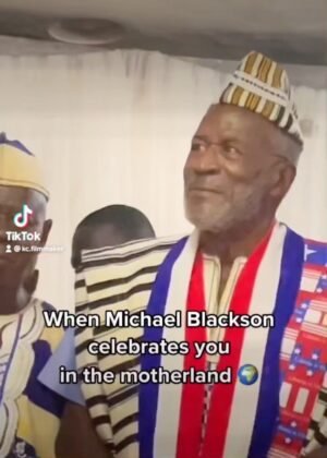 John Amos Instagram - It was an honor celebrating my B-Day in #Liberia w @michaelblackson leading the libations!  Much love to everyone who came out to support the 200 year liberation celebration of Liberia.  Special thx to #Dr.Kulah for creating the most momentous occasion possible!  #KuntaKinteReturns #KickinItWithPops the documentary.