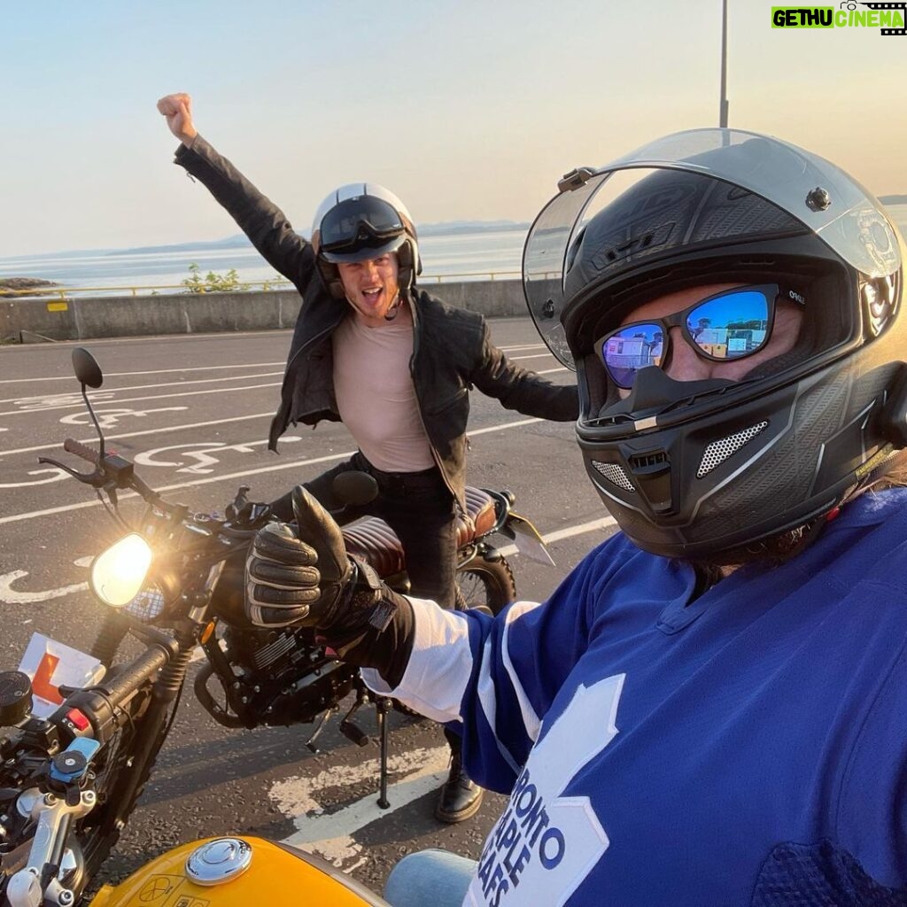 John Bell Instagram - Alexa play Charli XCX ‘Vroom Vroom’ 🏍❤️‍🔥✨