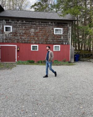John Gallagher Jr. Instagram - Strolling into May feeling mostly sorta ok. But what I REALLY wanna know is; do you have your tickets to my 5 night stand at @lctheater? 5/17-5/21. Night 1 is sold out but some seats remain for the rest. 5 different nights. 5 different setlists. 5 different special guests. Ticket link is in my bio. 📸 by @kpennylane