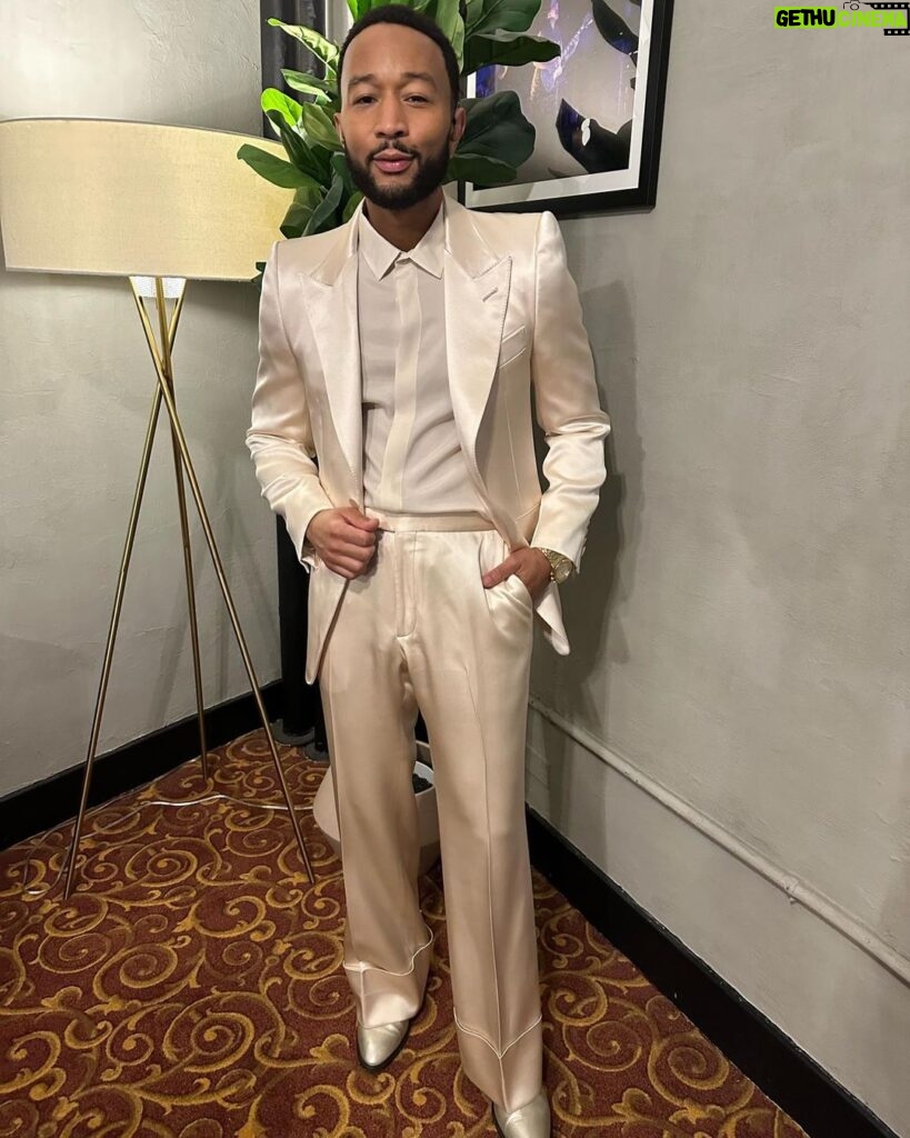 John Legend Instagram - Last week's trip to the east coast was a special one! Knew you'd show up in all your glory so had to keep the looks extra clean for you @beacontheatre, @foxwoods, and @tillescenter.