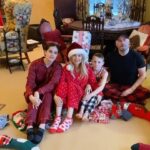 John Travolta Instagram - Merry Christmas everybody!!