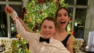 John Travolta Instagram - Happy New Year!! Thank you for always being there for us! Love John Ella and Ben!