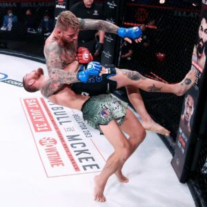 Johnny Eblen Instagram - 𝗦𝗨𝗣𝗟𝗘𝗫 𝗖𝗜𝗧𝗬 🔥

@johnnyeblen's wrestling is unmatched in the #Bellator cage. Will "The Human Cheat Code" make it 1️⃣4️⃣ wins unbeaten when he faces @fabian_edwardsmma at the @3arenadublin? 👀

🎟️ Hit the link in bio for #Bellator299 tickets 𝙉𝙊𝙒.