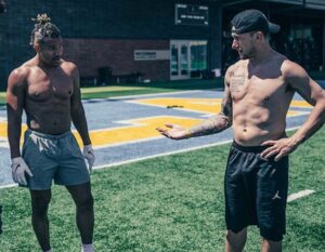 Johnny Manziel Instagram - Just keep grinding...no matter the odds