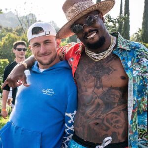 Johnny Manziel Instagram - Happy Birthday to one of the realest to ever do it @vonmiller More blessings and more life my brotha