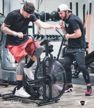 Johnny Manziel Instagram - Even the days that suck these are my dogs that help me push thru it. Came from nothing to something let’s finish this off right