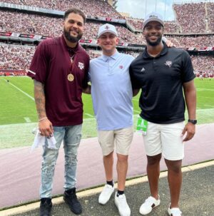 Johnny Manziel Instagram - Hall of Famers @aggiefootball 👍🏼