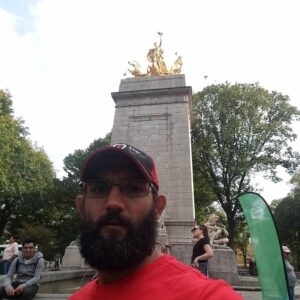 Johny Hendricks Instagram - Walked to central park time to head back to the hotel and rest now