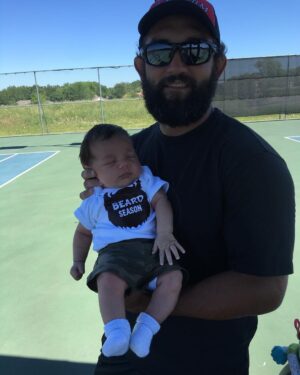 Johny Hendricks Instagram - Its always #beard season in the Hendricks family! #gobeardorgohome