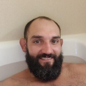 Johny Hendricks Instagram - The life of a fighter only 3 more pounds to go @worldbkff @lockhartandleith @lockloadedmma @dunningtonmma