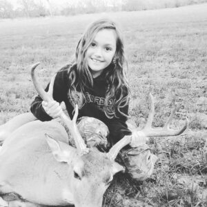 Johny Hendricks Instagram - Took my girl hunting for the first time and she got to touch her first deer and loved it. #texashunting #texas
