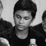 Joko Anwar Instagram - Script Reading SIKSA KUBUR (Grave Torture). Anugerah dan kehormatan banget bagi saya bisa bekerja sama dengan para aktor terbaik Indonesia ini. Alhamdulillah. Faradina Mufti, Reza Rahadian, Fachri Albar, Happy Salma, Widuri Puteri, Muzakki Ramadhan, Slamat Rahardjo Djarot, Christine Hakim, Arswendy Bening Swara, Niniek L. Karim, Putri Ayudya, Jajang C. Noer, Djenar Maesa Ayu, Haydar Saliswhz, Runny Rudiyanti, Afrian arisandy, Ramadhan Al Rasyid, Tony Merle, Mian Tiara, Henry Manampiring, Uwie Balfas, Tommy Dewo, Tia Hasibuan, Syam Ancoe Amar, Sitti Fatimah, Sandy Sofyan, Roffy Zaqyn, Rieviena Yulieta, Ridwan Raoull, Rafki Hidayat, Natalius Chendana, Nas Affandi, Maharani, Lukmanul Hakim, Lenny Sumitra, Khael Bogota, Kania Atmaja, Jaisal Tanjung, Hannan Cinthya, Firsan Abdullah, Eddie, Dwika Pradnyana, Duddy Patah, Darmawan, Daood Saleem, Budiono, Bonaventura, Bagus Dewantara, Asril Pidho, Andhika, Alif Anwar, Afrian Arisandy, dan Achmad Cholil. Photos by: @armanfebryan