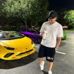Jon Vlogs Instagram - Gratidão pela live de ontem! Conseguimos bater 100k de pessoas simultâneas em uma live de IRL na Casa da Barra, isso foi sensacional demais 🫶🏻 Queria agradecer a todo mundo que colou na live, agradecer ao BDJ que me acompanha nessas aventuras, ao Carlinhos pelo convite e a todo mundo que colou pra assistir a nossa noite ❤️ Surpresa no último slide 👀🥹 Miami Beach, Florida