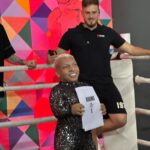 Jon Vlogs Instagram - Que dia incrível obrigado a todos que colaram na resenha da live hoje 🥊🔥