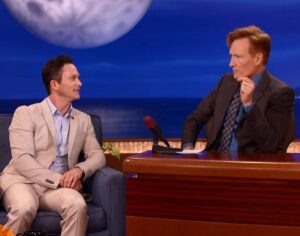 Jonathan Tucker Instagram - There’s a reason @teamcoco has been at the top of the game for so many years, and it’s not just that he’s from Boston. 

There are a lot of funny people, but authenticity and kindness carries weight over time — holds up.

Congratulations, Conan. And thanks for the support. #navyst