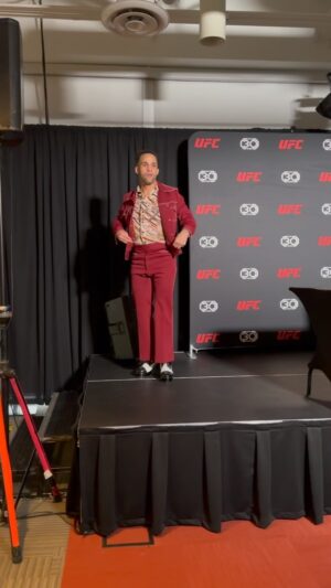Jordan Leavitt Instagram - No one leaves an interview quite like @monkeyking_ufc #UFCVegas70 #UFC
