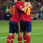 Jordi Alba Instagram - Me siento afortunado de haber podido disfrutar de ti como compañero durante tantos años. Te deseo lo mejor en tu nueva etapa. Mucha suerte, amigo!!! #Mago