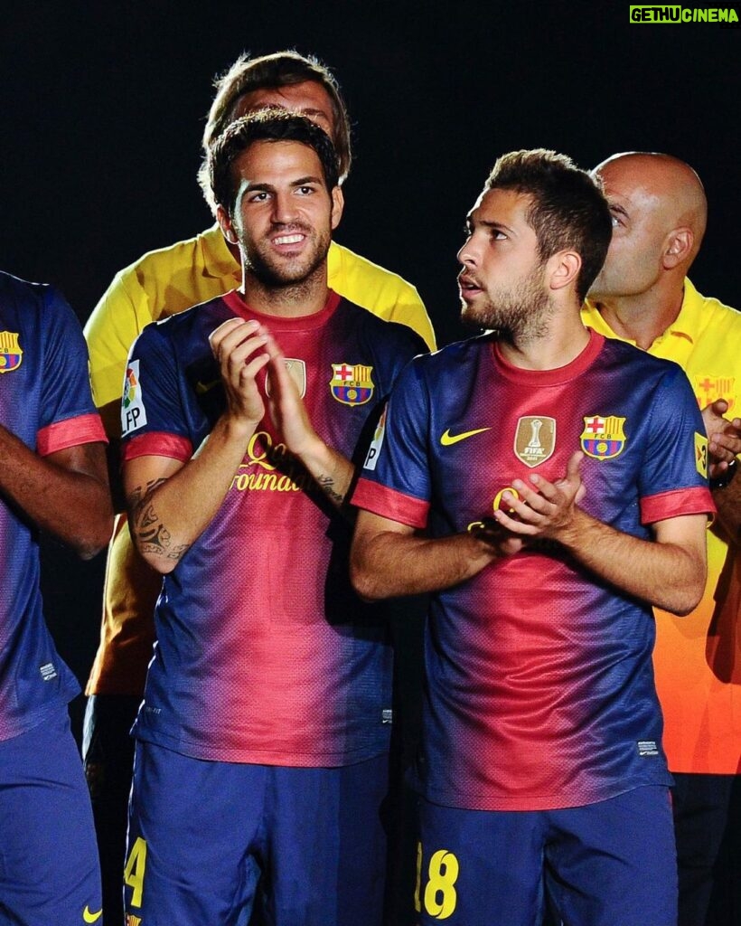 Jordi Alba Instagram - Mucha suerte, amigo @cescf4bregas! Un honor haber compartido tantos buenos momentos en el Barça y la Selección. Estoy seguro que conseguirás el mismo éxito en esta nueva etapa! 🙌🏻