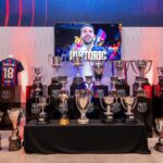 Jordi Alba Instagram - Me hace muy feliz haber cerrado esta maravillosa etapa rodeado de tantos compañeros, amigos y familiares que han sido fundamentales en este viaje. Una noche emotiva y muy bonita, a la altura de lo que hemos vivido estos años. Gracias al @fcbarcelona y a todos los que pudisteis acompañarme, y también a los que de algún modo estuvisteis presentes. 💙❤️ Me voy realmente orgulloso de lo que he hecho, de lo que conseguimos, y con las ganas de volver algún día a la que siempre será mi casa.