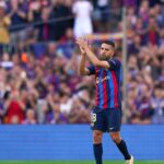 Jordi Alba Instagram - Una noche que nunca olvidaré. Espectacular la gente!! Solo puedo decir 𝗚𝗥𝗔𝗖𝗜𝗔𝗦 por haberme hecho pasar uno de los días más bonitos de mi carrera y despedirme del club de mi vida entre tanto cariño, en el último partido que se va a jugar en este Camp Nou… 💙❤️🙌🏻 #forçabarça Spotify Camp Nou