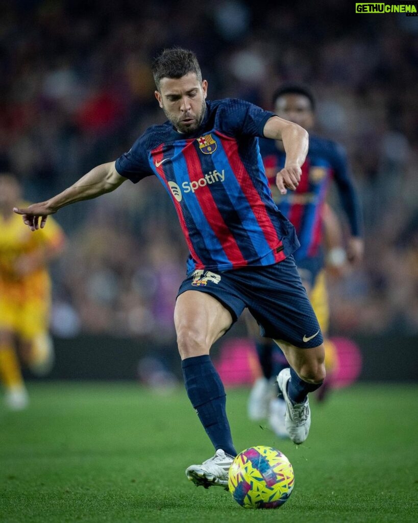 Jordi Alba Instagram - ⚔️🔵🔴 @fcbarcelona Spotify Camp Nou