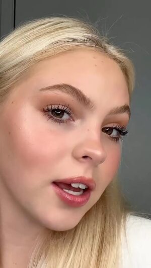 Jordyn Jones Instagram - my mascara routine with the “Better Than Sex” mascara avail at @ultabeauty 💘 @toofaced #TooFacedPartner #betterthansex