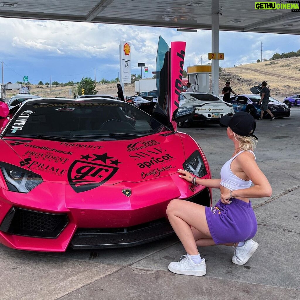 Jordyn Jones Instagram - new wrap reveal for @goldrushrally thanks to @lussolv 💘💘 can’t believe i’m driving this machine from vegas to miami… Scottsdale, Arizona