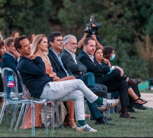 José Pedro Vasconcelos Instagram - Apresentação das novidades no mundo da @rtp somos o primeiro! Stay tuned