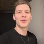 Joseph Morgan Instagram - BRAZIL! You’re not ready! I’m coming to São Paulo to join @paramountplusbr at #CCXP2023 on December 2nd. We’re gonna be talking all things #halotheseries as part of the Paramount+ panel. See you there…?