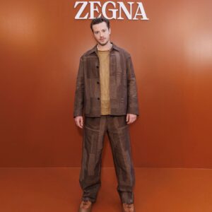 Joseph Quinn Instagram - Thank you @zegnaofficial 
@alessandrosartoriofficial 

#ZEGNASS23 #ad