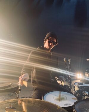 Josh Dun Instagram - fooling around on this drum kit to prepare for these @lollapalooza shows in South America. feels good to be back here friends