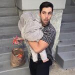 Josh Peck Instagram - When they say take 1 piece. #startemearly