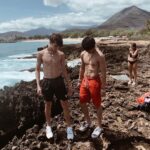 Josh Richards Instagram - Who wants to come to hawaii with us?