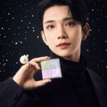 Joshua Hong Instagram - Announcing new Givenchy Beauty Ambassador JOSHUA of SEVENTEEN.   “I am very happy and honored to have been chosen as an ambassador for Givenchy Beauty, a brand that I have always loved. I feel that Givenchy Beauty is a unique brand that has a classy yet witty side. I'm really looking forward to working with such a brand to express myself and the brand.”   JOSHUA is shown with iconic Prisme Libre Loose Powder in shade 01.   @joshu_acoustic @ellejapan Photographer : ARANG O   #GivenchyBeauty #PrismeLibre #GivenchyMakeup #JOSHUA #ジバンシイビューティー