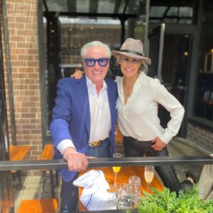Josie Bissett Instagram - It's always so lovely to catch up with my dear friend and mentor @realgenejuarez @genejuarez @genejuarez_bellevue 1jasonlewis I appreciate you! 
#GeneJuarezSalon