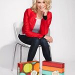 Josie Bissett Instagram – It’s #nationalauthorsday! 📚Writing has always been a passion of mine. I love crafting stories that families can create memories around. A lot of people don’t know that I’ve written two children’s books (@tickle monsterbook and Boogie Monster), two parenting books, and I’m honored to be a contributing writer for @askusbeautymagazine! 

I would love for you to share your favorite authors with me! Seattle, Washington