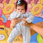 Jottapê Instagram - E @athenaoficial_ foi pegar chupeta logo hoje pra entrar no personagem! 😂 #3MesesDaAthena 🍩