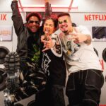 Jottapê Instagram - A nova temporada de Sintonia tá no mundo! E pra celebrar, tem entrevista do @podpah com esse trio, gravada diretamente em um trem sentido quebrada! Nois tá como? 🔑😎 📸: @natioden.pic