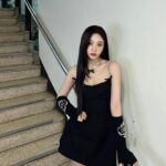 Joy Instagram - 칠킬 뮤뱅 첫방🖤 응원해준 러비들 사랑하고 고맙습니다🥹💚♥️