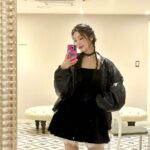 Joy Instagram - 😅🖤이 착장 사진 많댜…..