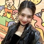 Joy Instagram – 😅🖤이 착장 사진 많댜…..