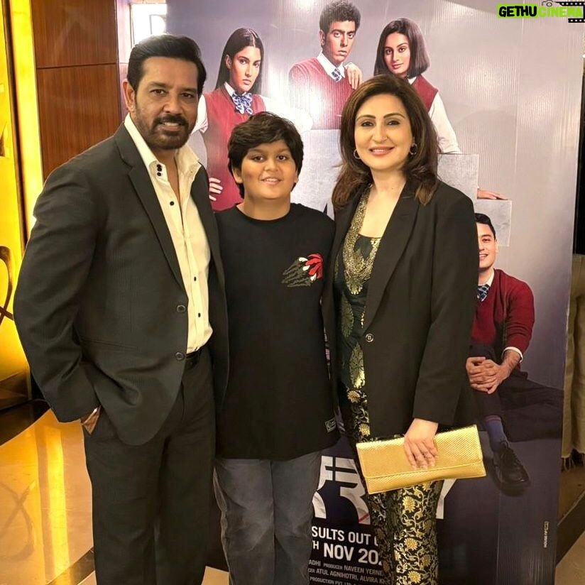 Juhi Babbar Instagram - I am extremely happy to share that “FARREY” is finally out in theatres and is receiving love and applause from one and all🙏💕 It makes me even happier to share that I am also a part of this film! These are some special moments close to my heart from the night of the premiere⭐️ with my family -❤️ My Parents, Anup, Imaan, Chachi, Jasmine (Aarya, Prateik, Chacha, Kajjo & Priya, you were extremely missed) The first photo HAD TO BE one with the absolute show stealers Alizeh, Sahil, Prasanna, Zeyn. Each one of you is absolutely phenomenal in your roles🌟 I feel blessed to have this photo of my precious moment with Salma Aunty💫 I am so happy for my friends and the producers of the film🤗Atul and Alvira, that the film is being loved and appreciated by everyone!! My heartfelt gratitude for my director💕🙏Soumendra sir, as this film wouldn’t be what it is if you weren’t here to guide us through the whole process. I admire your art of storytelling and the eye for realism. Couldn’t have asked for a better seasoned and talented co-actor than Ronit Roy🤩 And last but not the least, The BHAI of the family, The BHAI of them all, Salman Khan💖 Thank you for all your love and the trust the family has shown in me with Alizeh’s training and journey of becoming the actor that she is today💓💓💓 LIKE THE CRITICS ARE SAYING, IT DEFINITELY IS ONE OF THE BEST FILMS OF 2023. FARREY, IN THEATRES NOW🎬😍📽 #farreh #skfilmsofficial #reellifeproduction #alizeh #proudmoment #bollywood #premiere #newfilm #student #intheatresnow #juhibabbarsoni #memories #special night